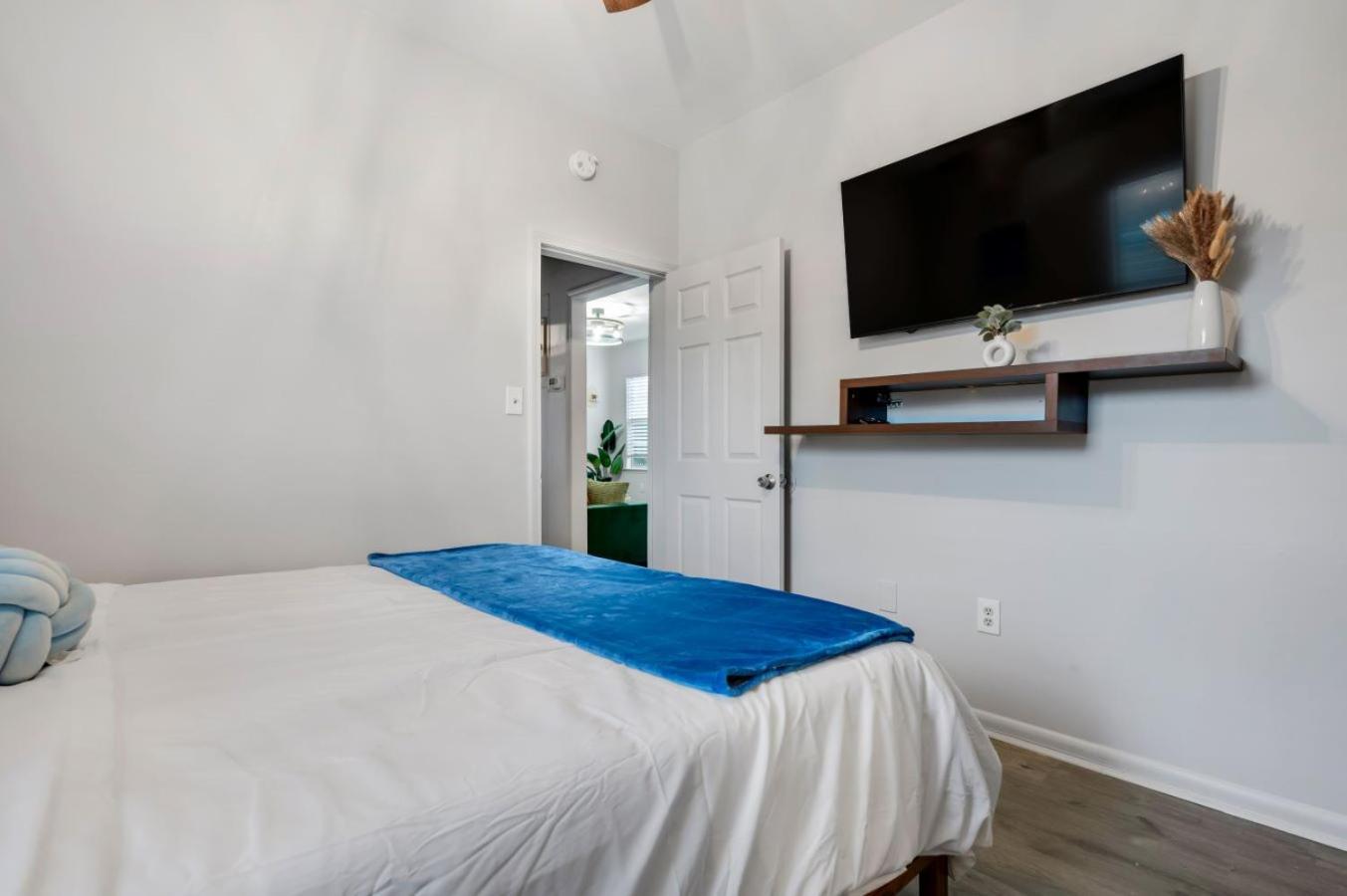 5Min To River Street, Dt - Spacious - Free Parking Саванна Экстерьер фото