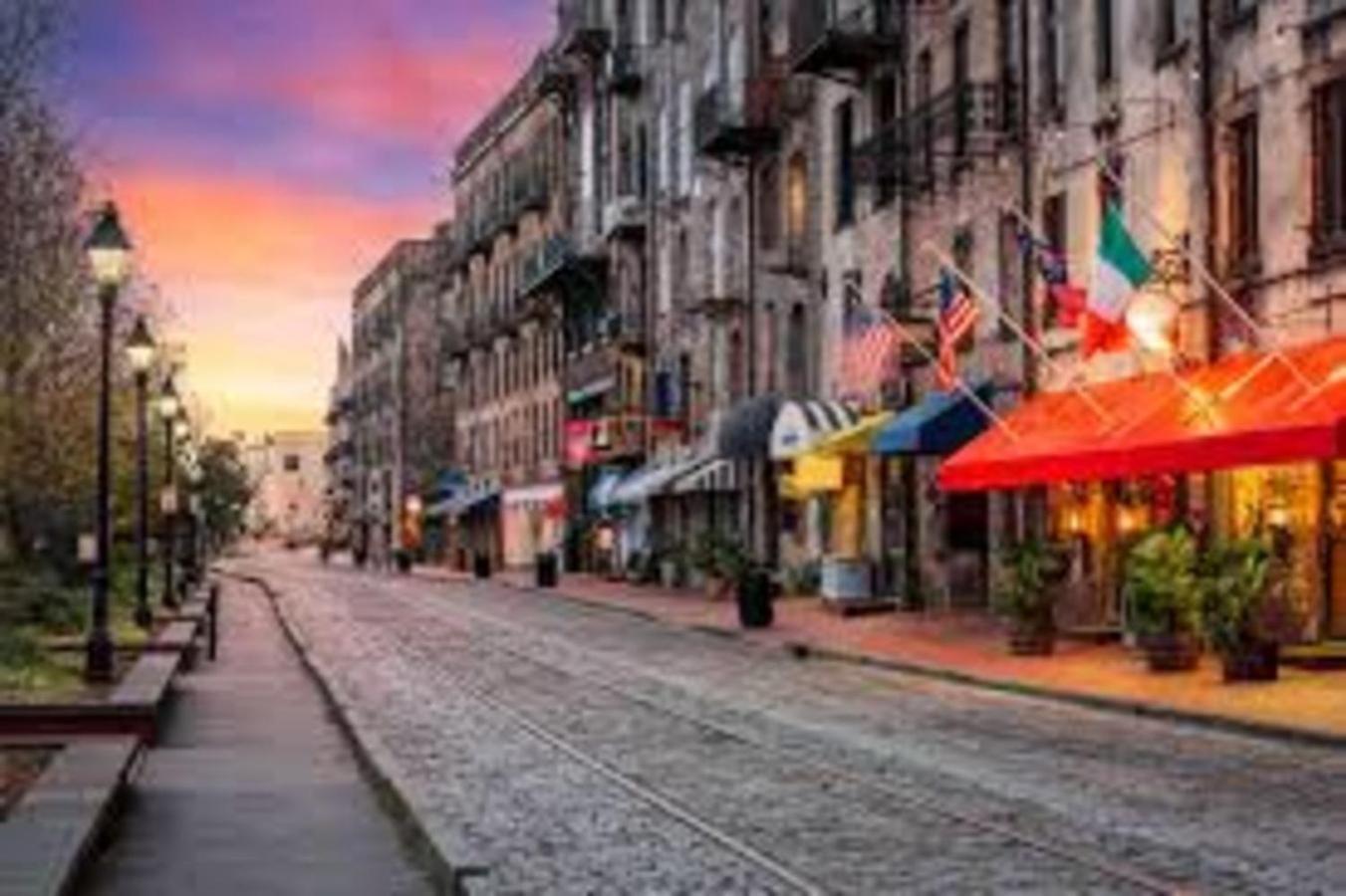 5Min To River Street, Dt - Spacious - Free Parking Саванна Экстерьер фото